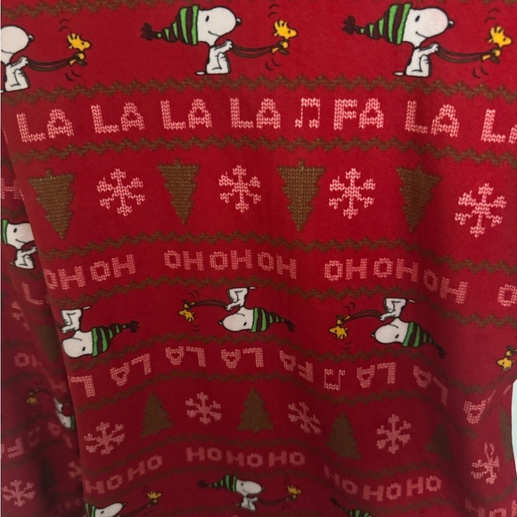 PEANUTS SNOOPY AND WOODSTOCK WOMEN'S SMALL RED CHRISTMAS ZIP UP HOODIE HOOD NWOT - Picture 3 of 4